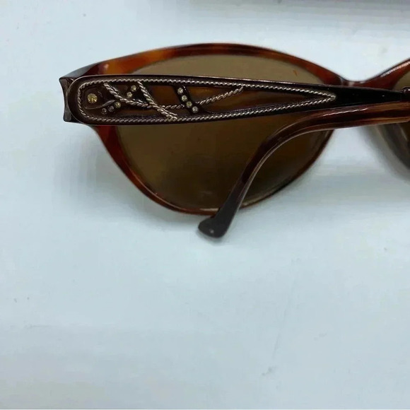Kliik Denmark sunglasses frame with case - Picture 4 of 5